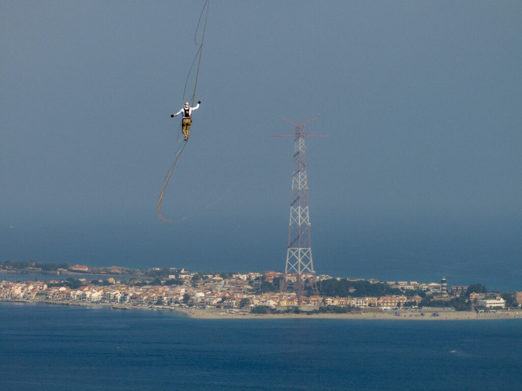 Jaan Roose traversata Stretto di Messina