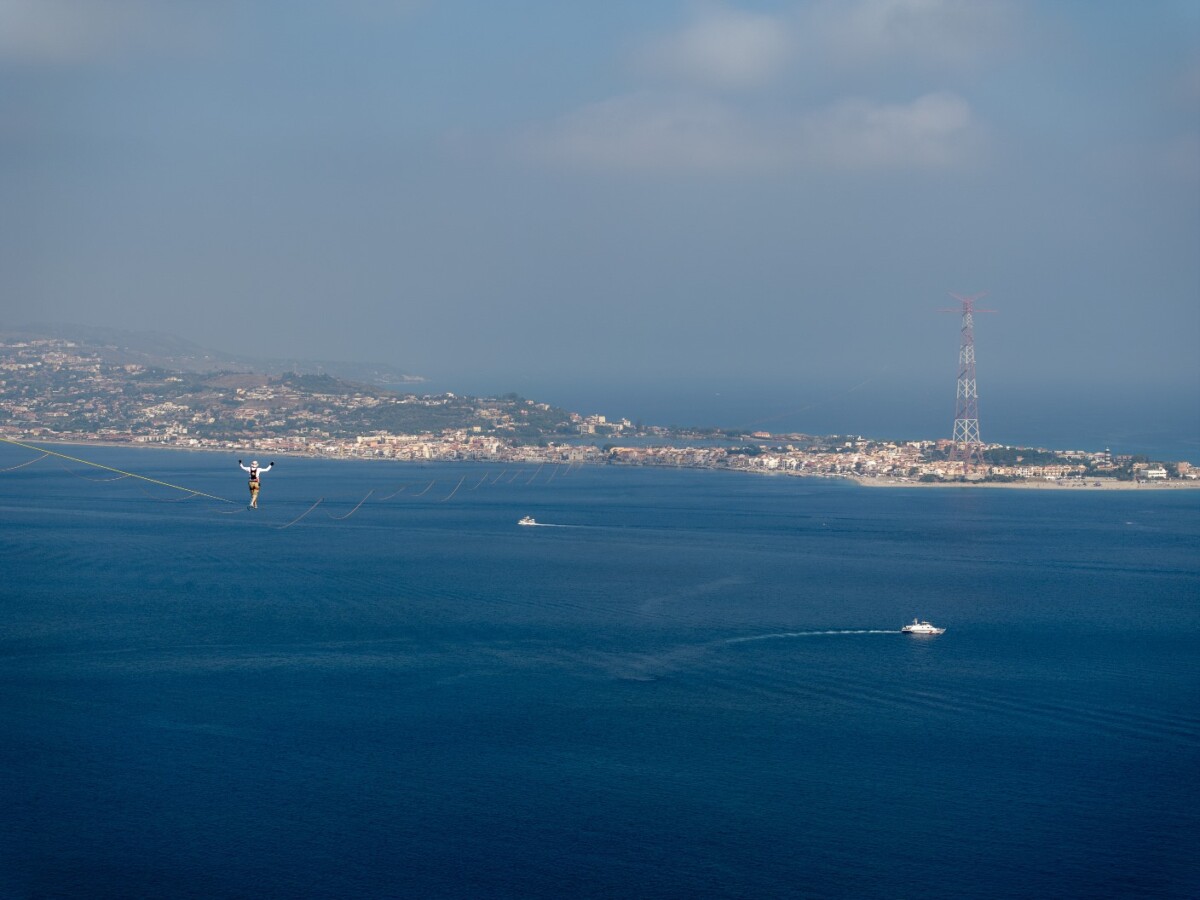 Jaan Roose traversata Stretto di Messina