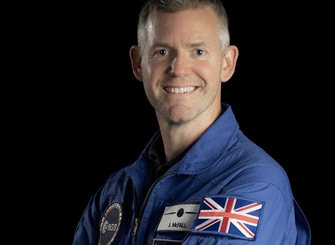 John McFall astronauta esa