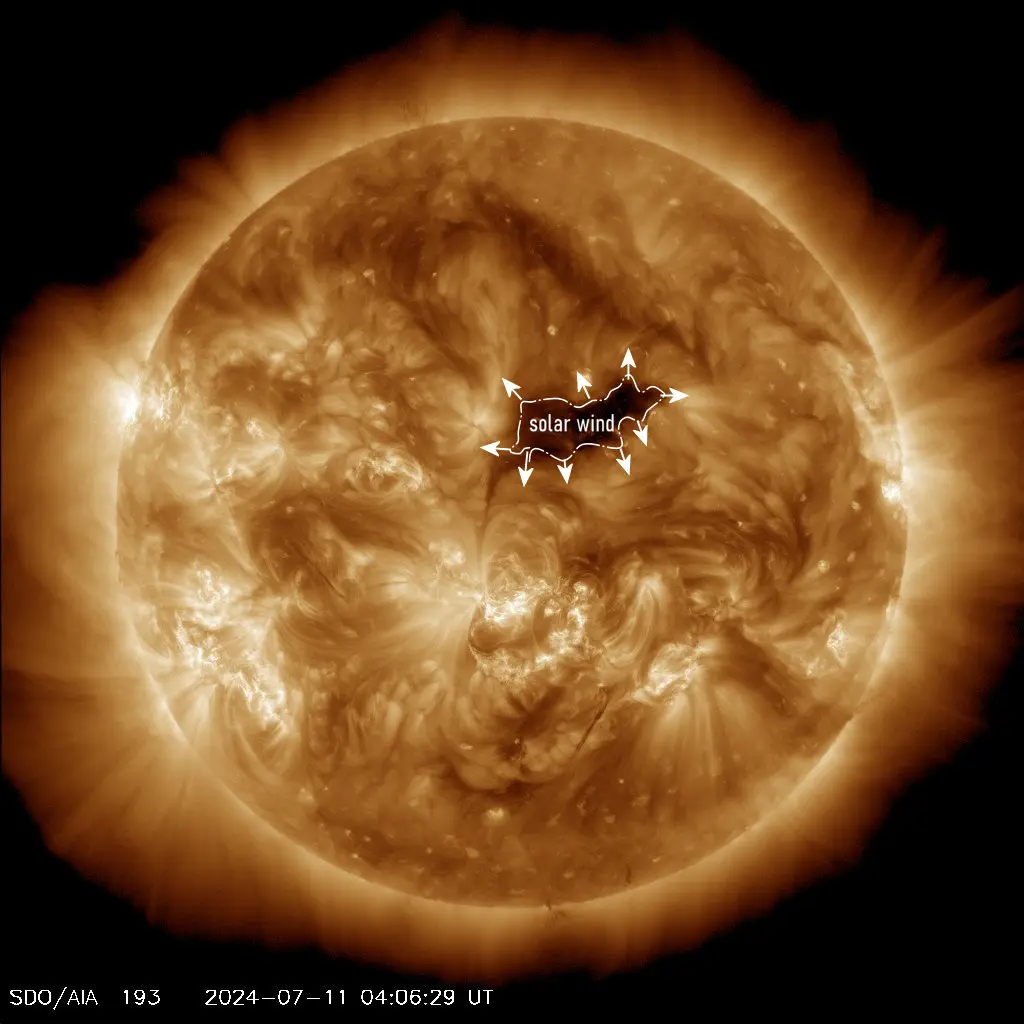 buco coronale tempesta geomagnetica