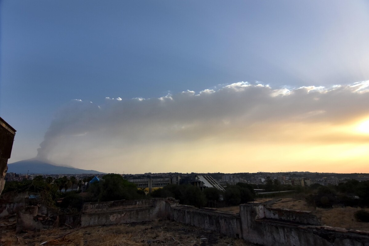 eruzione etna 7 luglio 2024