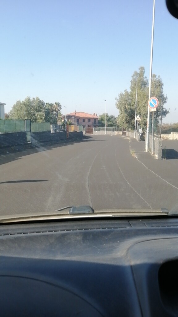 eruzione etna cenere