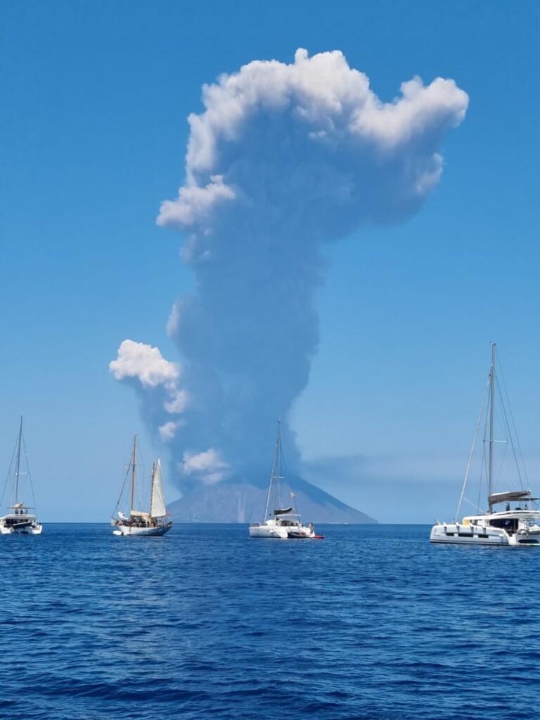 eruzione stromboli 11 luglio 2024 2