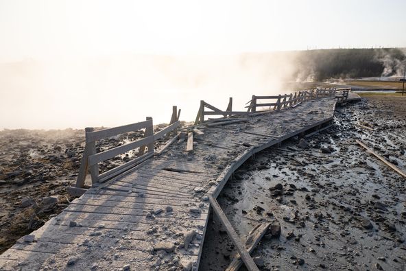 esplosione idrotermale yellowstone