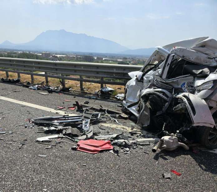 incidente a2 salerno reggio calabria