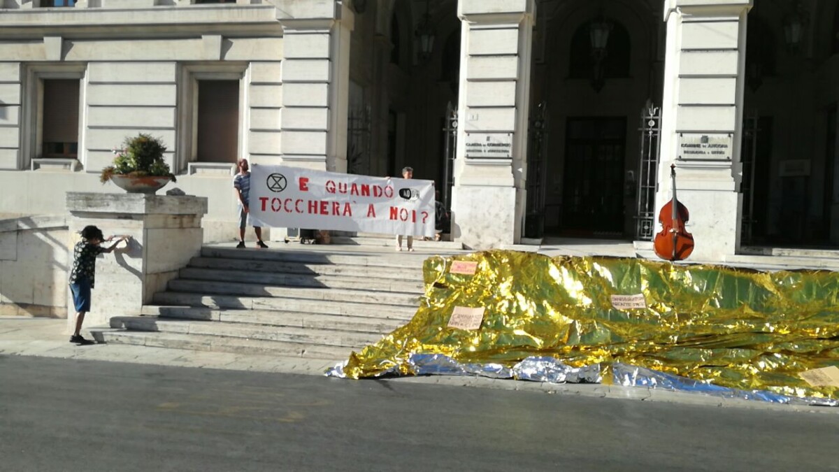 protesta extinction rebellion ancona