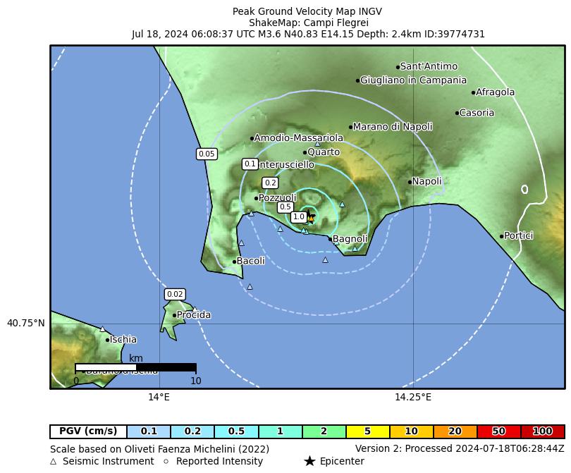 terremoto oggi pozzuoli campi flegrei