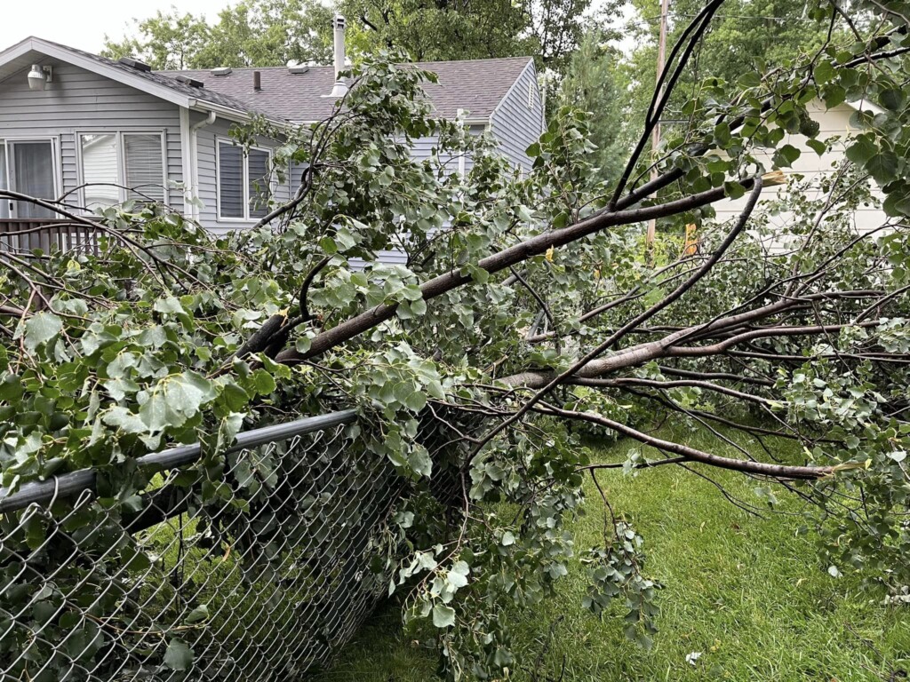 tornado urbandale iowa usa