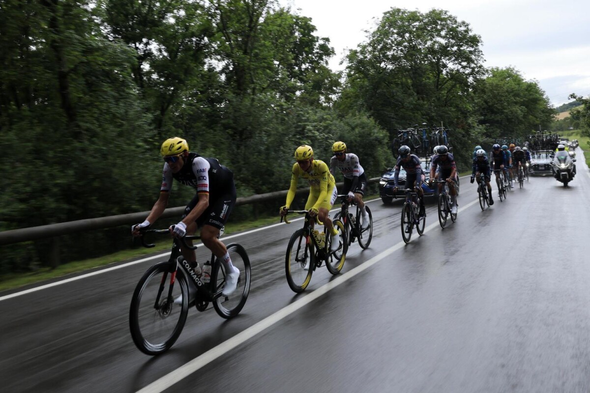 maltempo tour de france pioggia 8 tappa Semur-en-Auxois Colombey-les-Deux-Églises