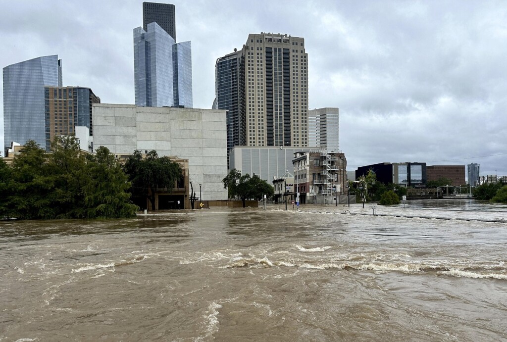 uragano beryl texas