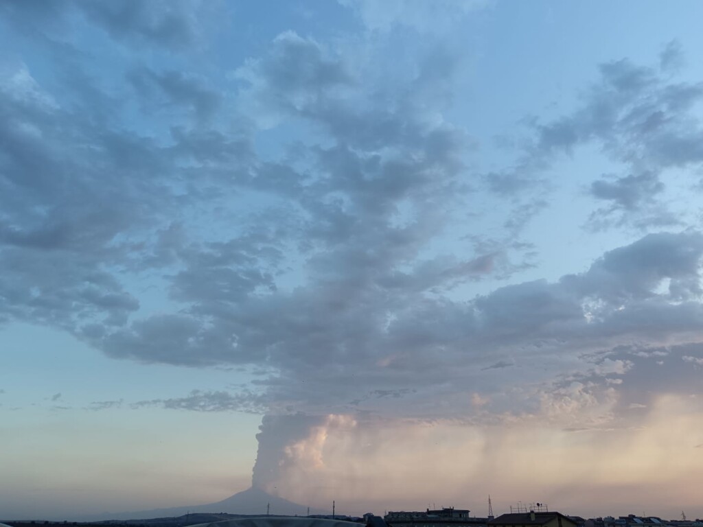 Eruzione Etna oggi Lentini