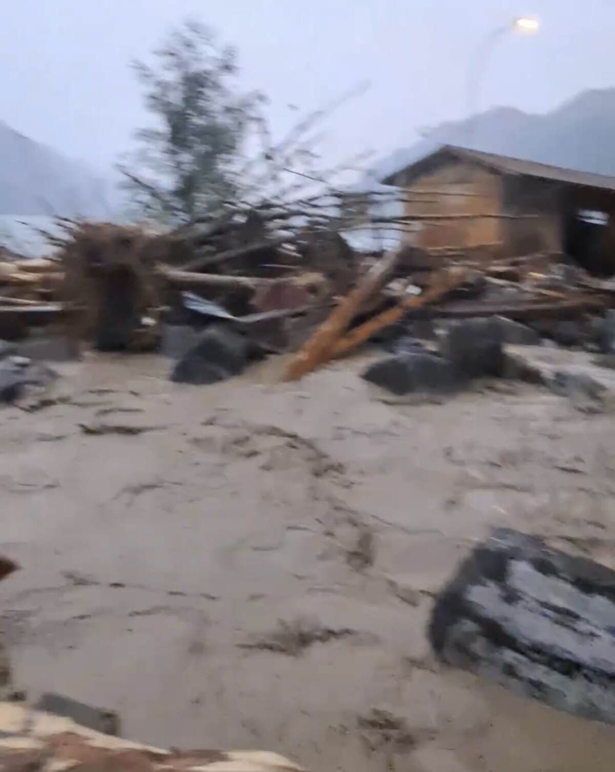 alluvione Brienz Svizzera