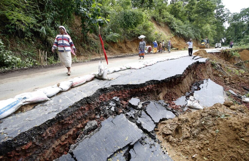 alluvione india tripura