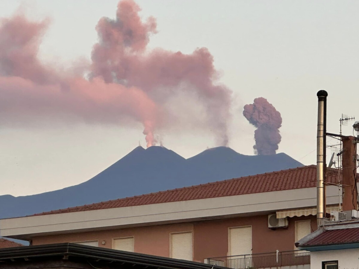 etna oggi 7 agosto