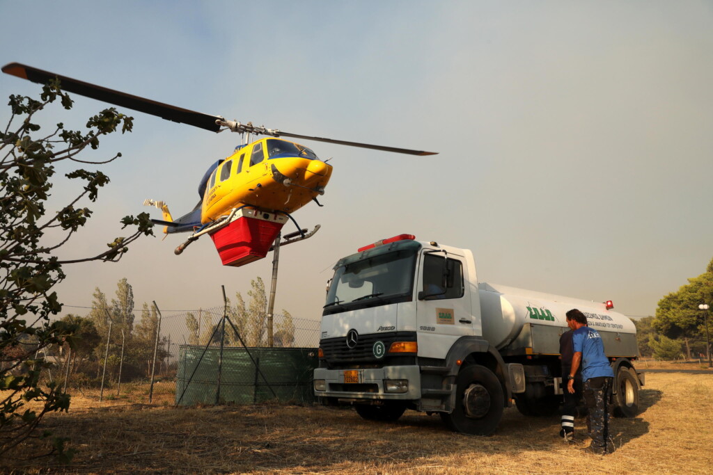 Incendi grecia attica