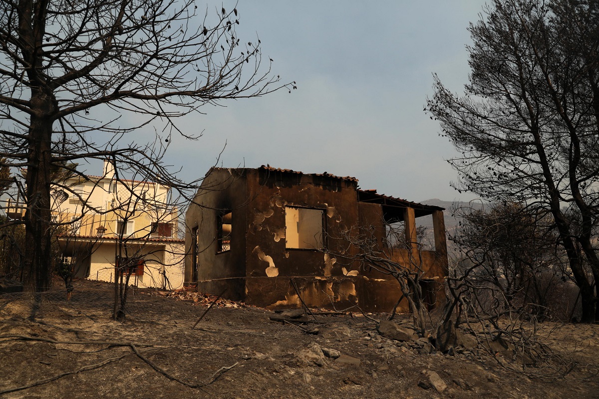 incendi grecia attica atene