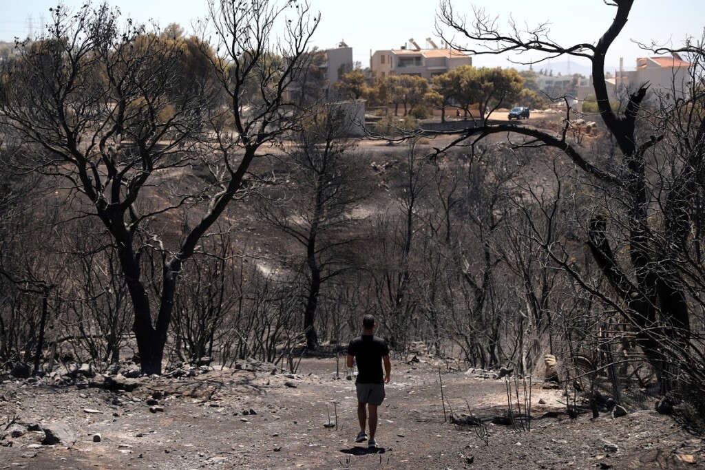 incendi grecia attica atene