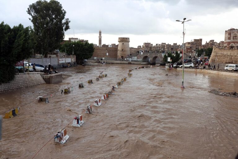 maltempo alluvioni inondazioni yemen