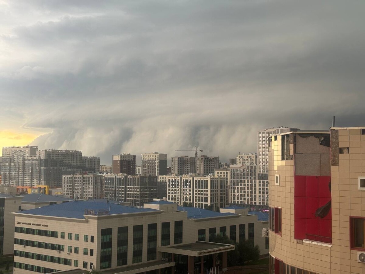 maltempo temporale astana grandine