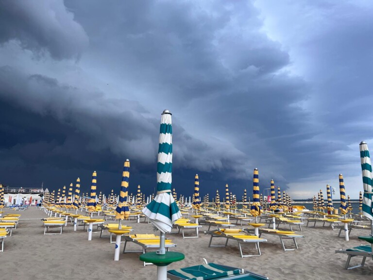 shelf cloud falconara marittima