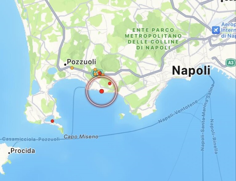 terremoto pozzuoli campi flegrei