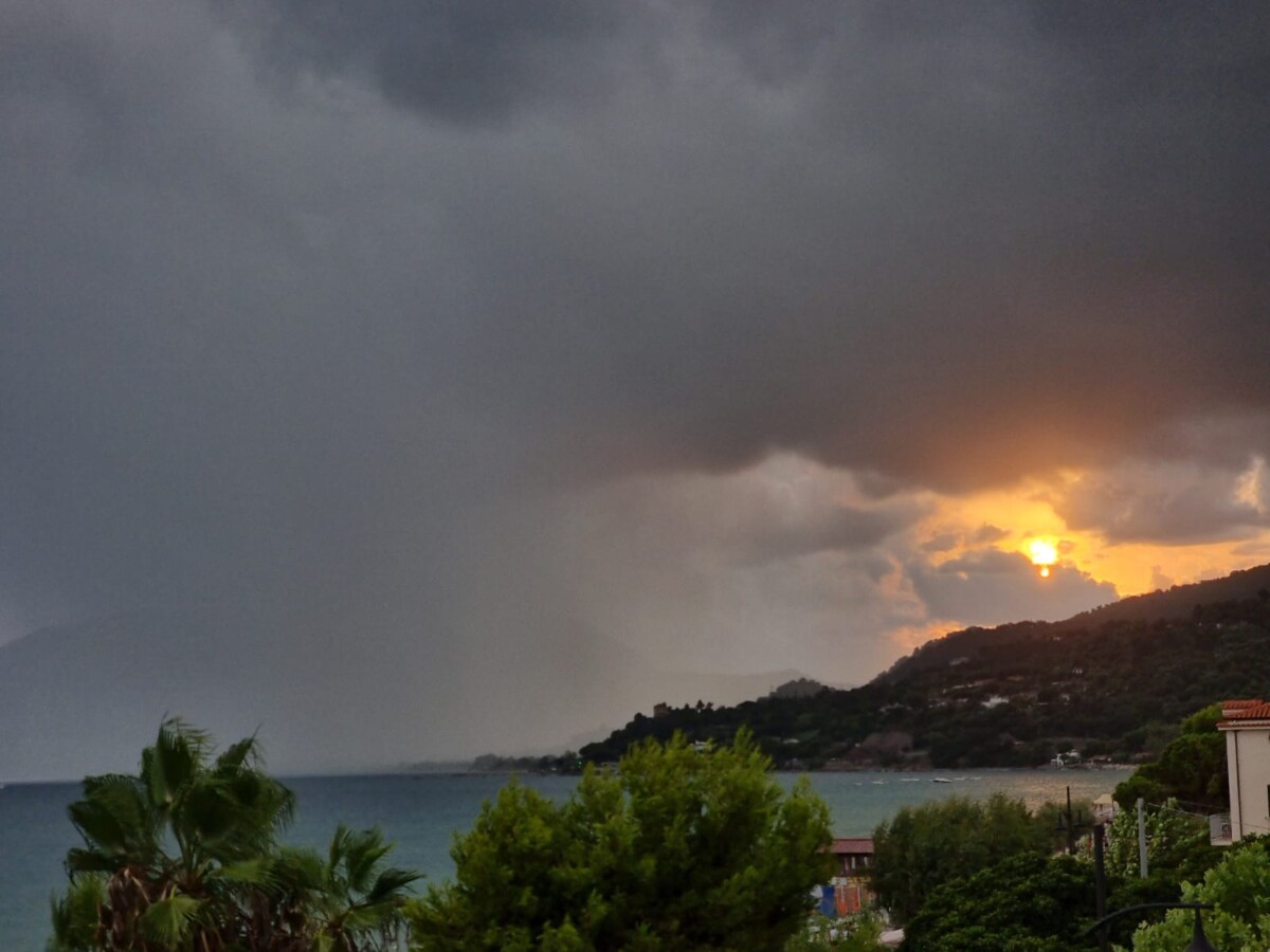 tornado Policastro Bussentino campania