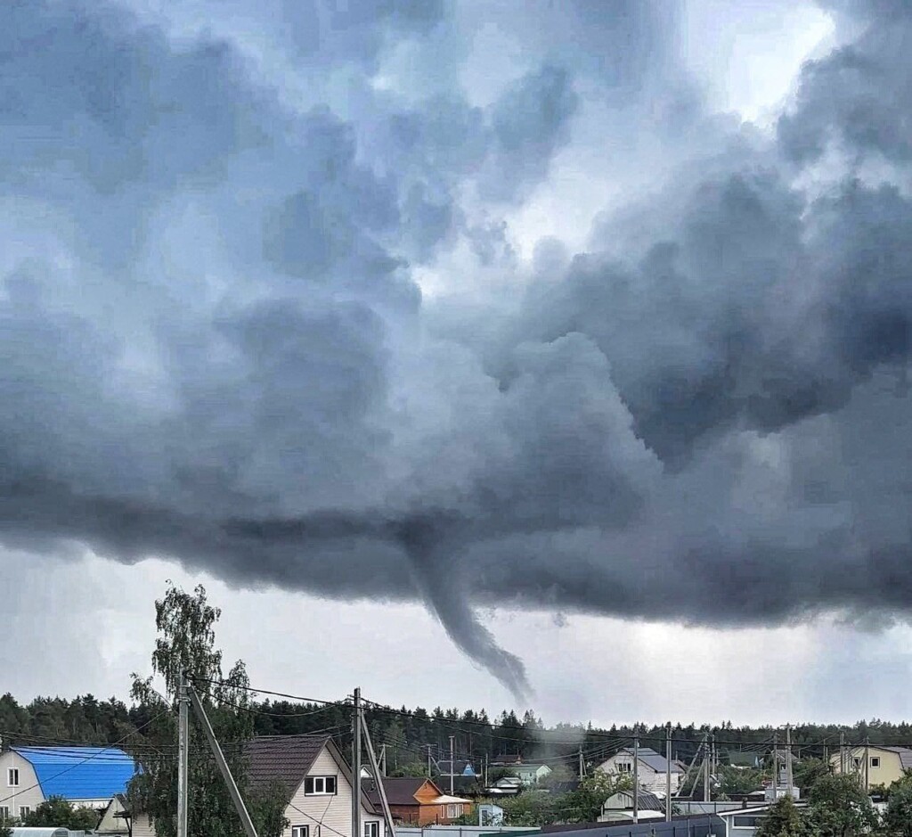 tornado Sosnovyj Bor