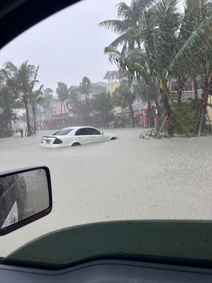 tempesta tropicale uragano debby florida