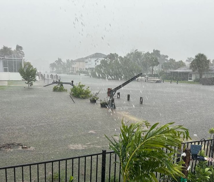 tempesta tropicale uragano debby florida