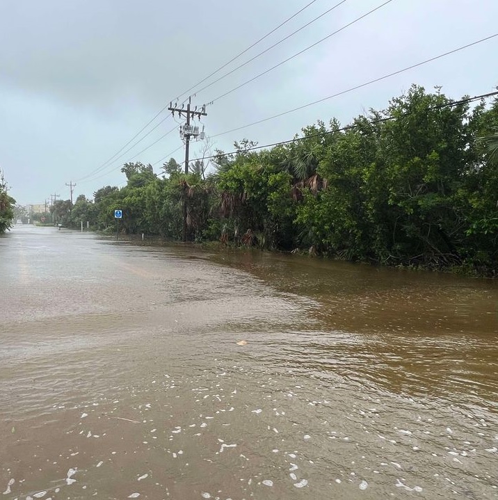 tempesta tropicale uragano debby florida