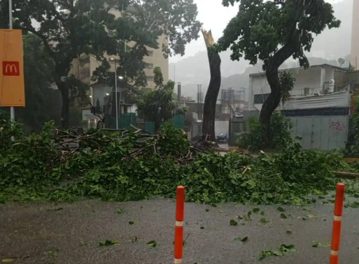 vento maltempo caracas venezuela