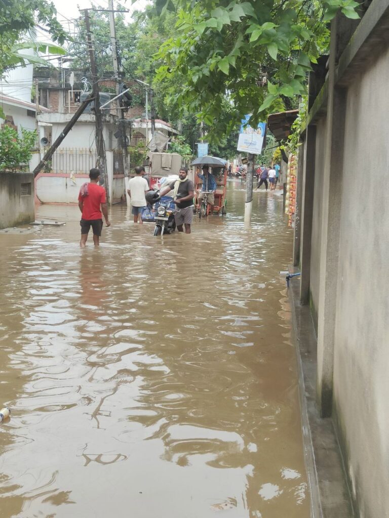 alluvione piogge india