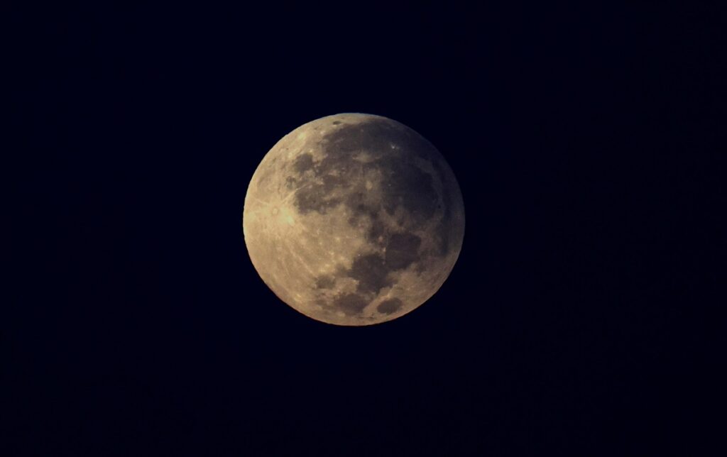 eclissi superluna raccolto