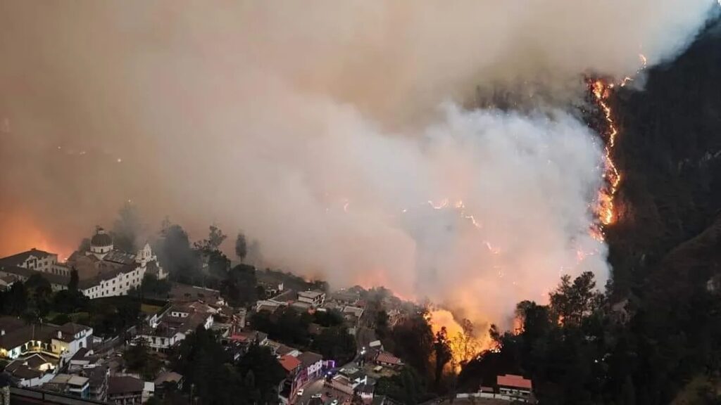 incendi quito ecuador