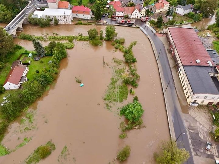 maltempo alluvione polonia