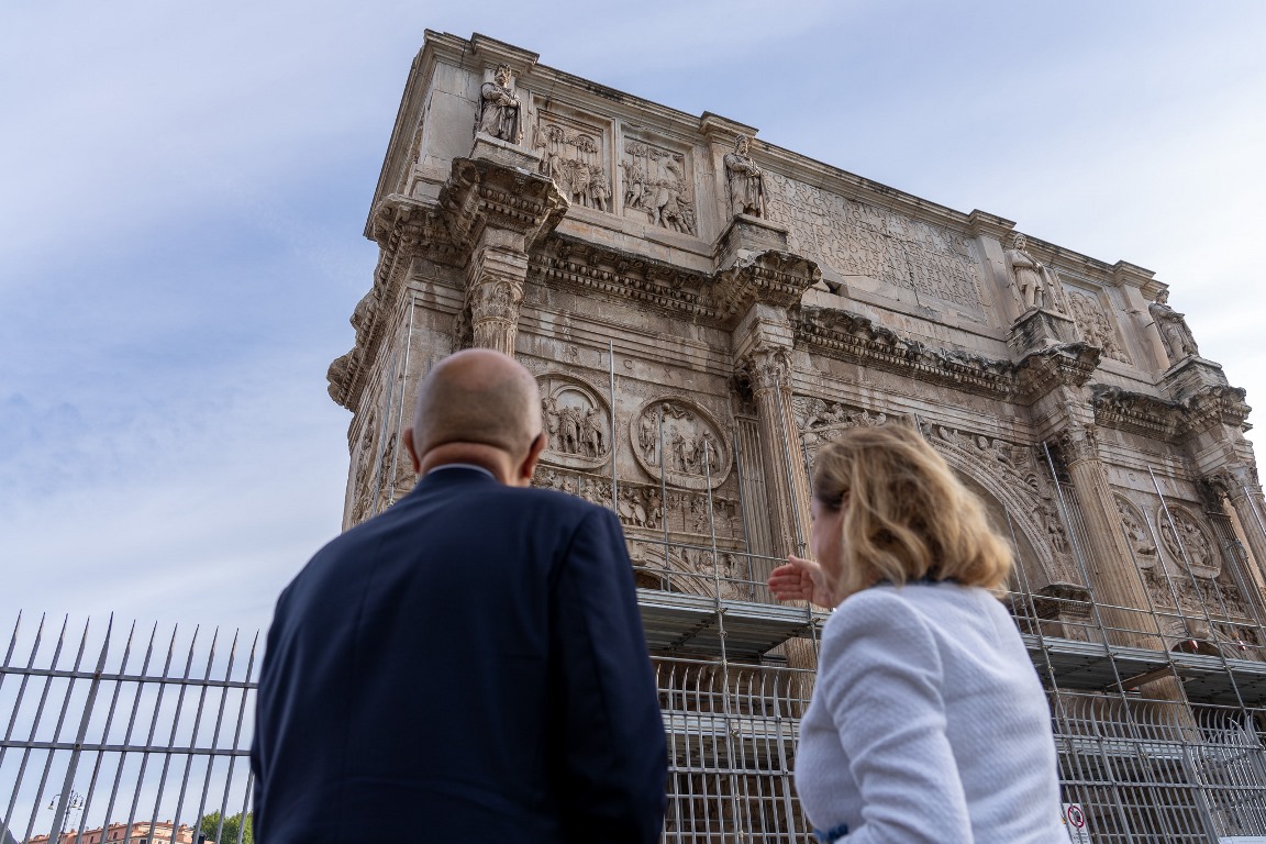 maltempo fulmine arco costantino