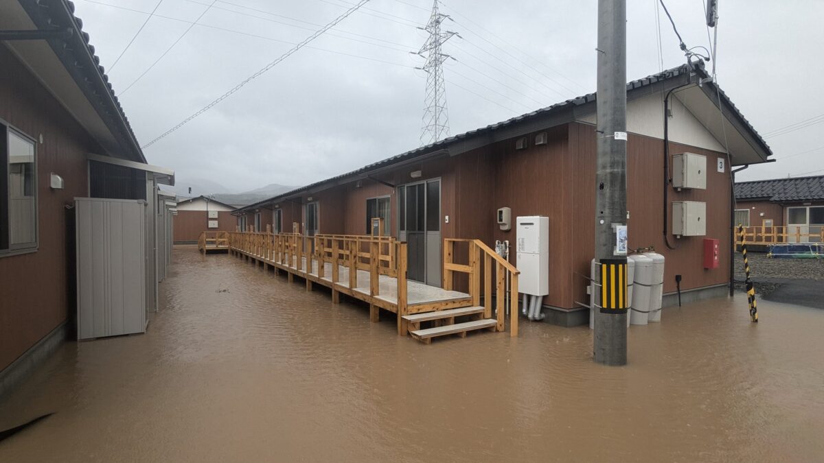 maltempo giappone alluvione Ishikawa