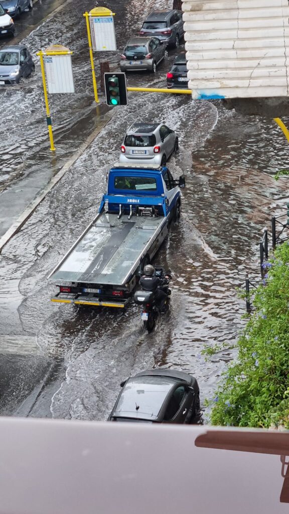 maltempo nubifragio oggi roma