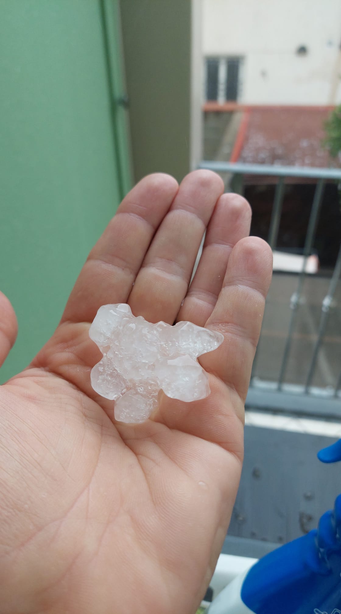 maltempo oggi grandine versilia toscana