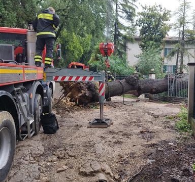 maltempo pesaro marche