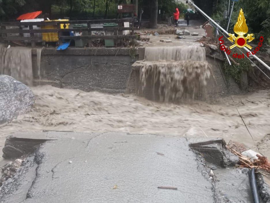 maltempo piemonte crollo ponte