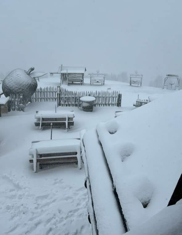 neve Rifugio Piz Alrara