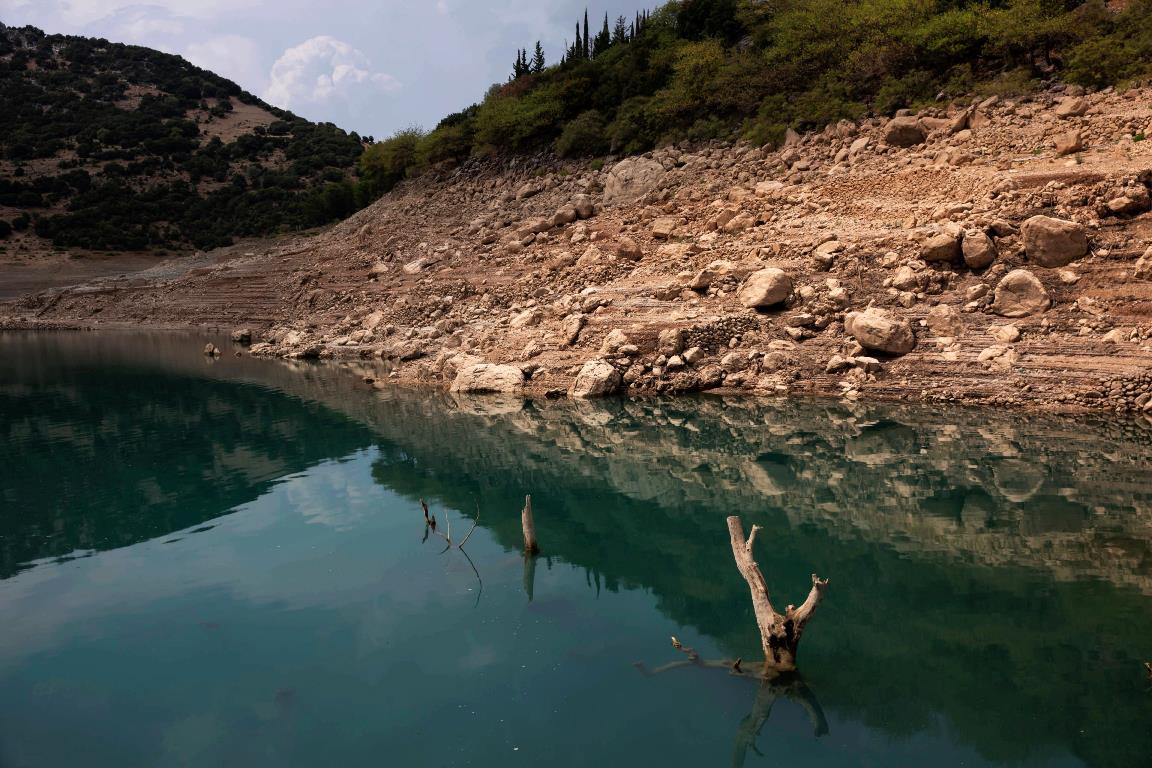 siccità grecia lago