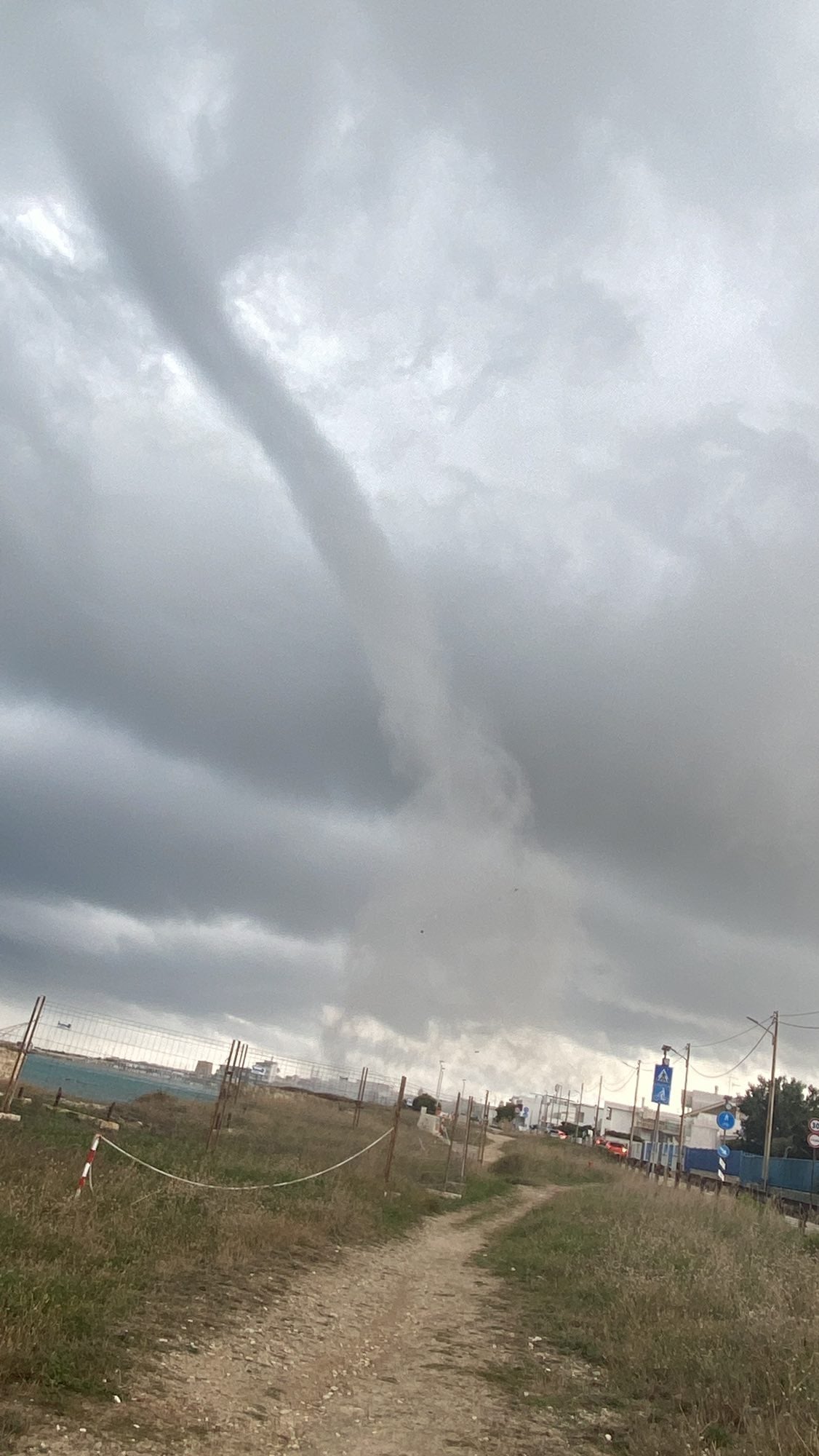 tornado san foca puglia