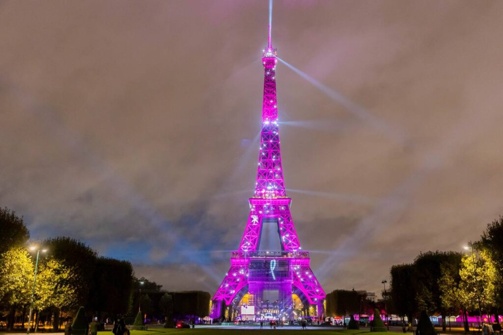 Torre Eiffel rosa