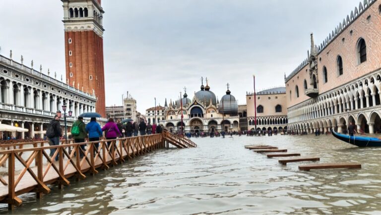 Acqua-alta-venezia-piazza-san-marco