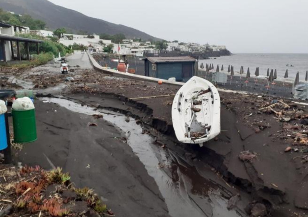 Smottamenti a Stromboli 