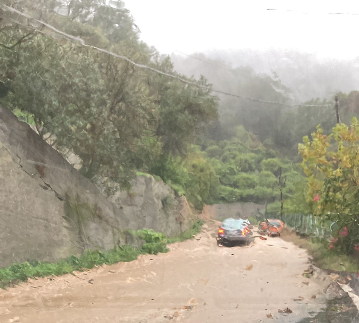 Esondato il Torrente Fiumedinisi a Nizza di Sicilia (ME)