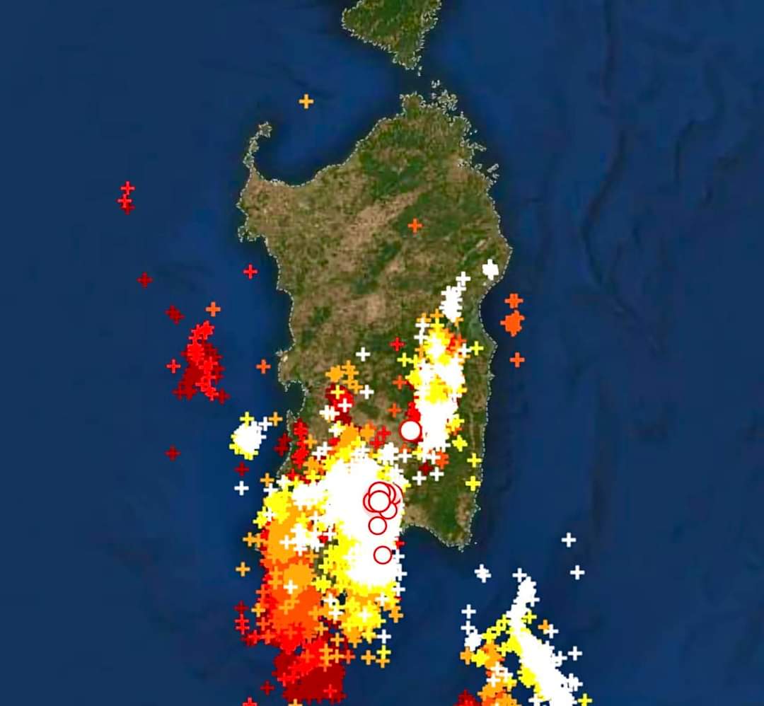 Alluvione Sardegna fulmini