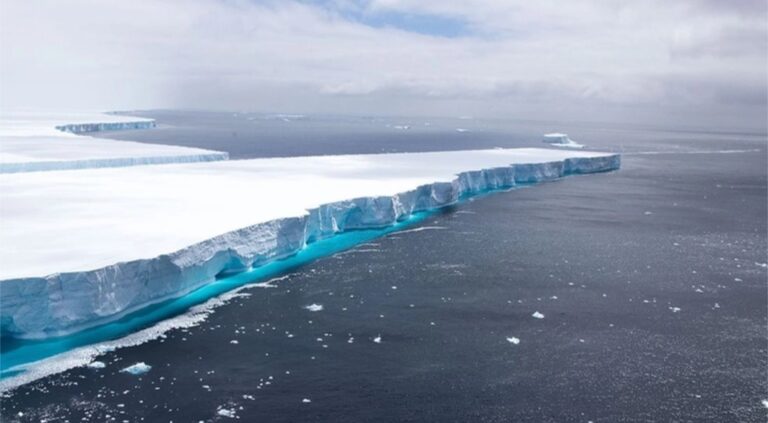 Iceberg A23A, il più grande al mondo